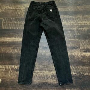 Vintage 90s guess triangle logo black high rise mom denim jeans tag 28 24” Sz 0